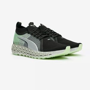Puma mens XETIC half life running shoe electric greens and black size 12